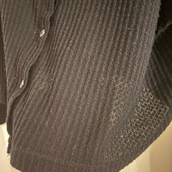 Wild Fable boxy fit waffle knit v-neck button down cardigan - Picture 6 of 11